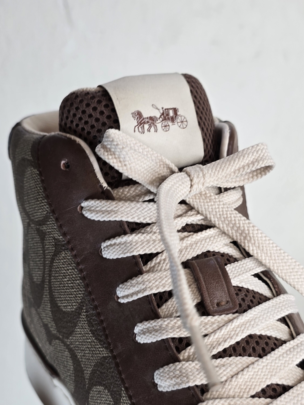 Coach Clip Signature High Top Sneakers Women’s Size 11B Brown Khaki Canvas - Picture 12 of 14